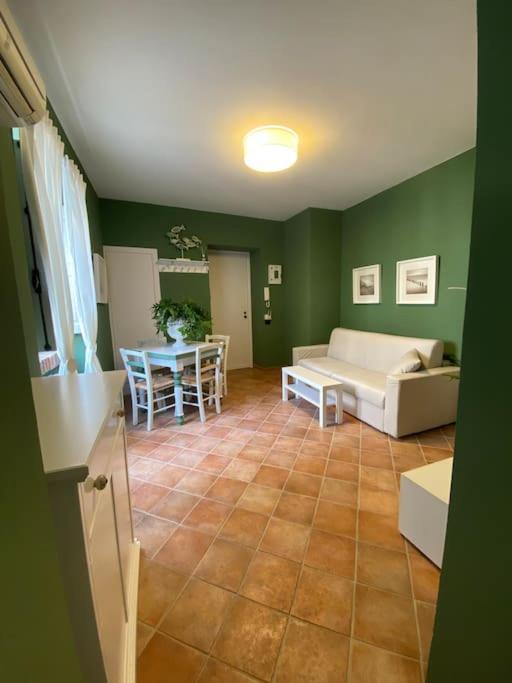 Casa Vacanza Al Duomo: Чефалу Экстерьер фото